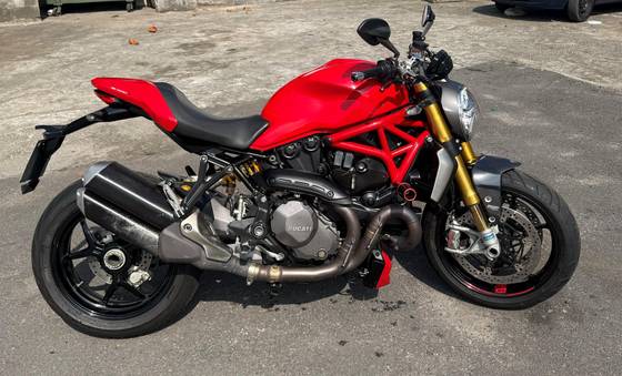 DUCATI MONSTER 1200 S 
